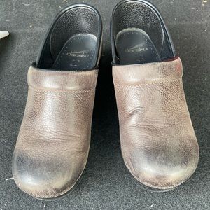 Dansko nursing shoes